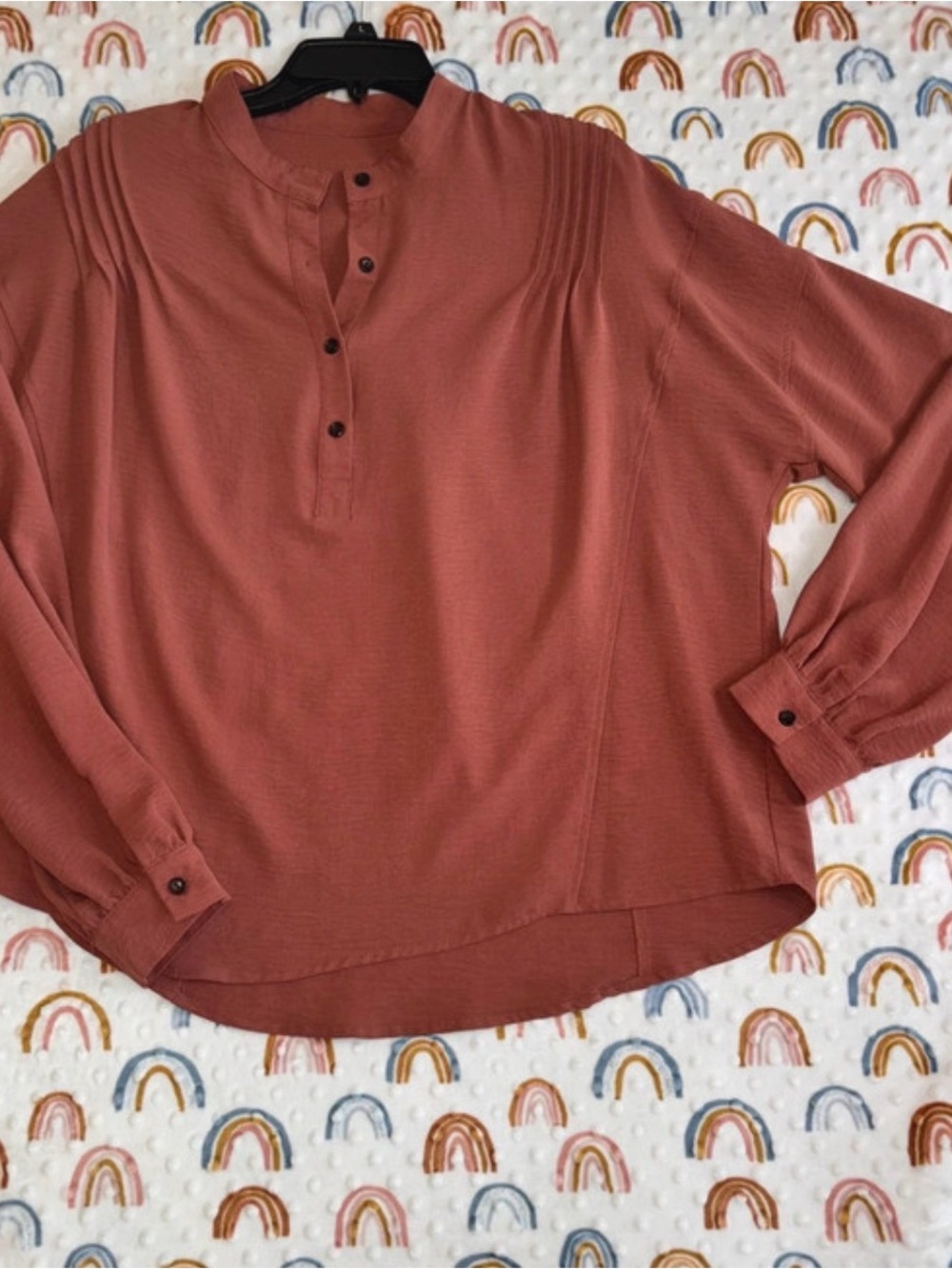 Women’s  Long-Sleeve Half Button Up Blouse Mauve Size Medium